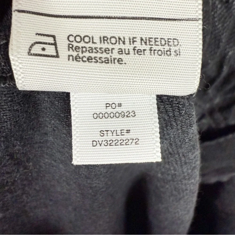 Vince washed black